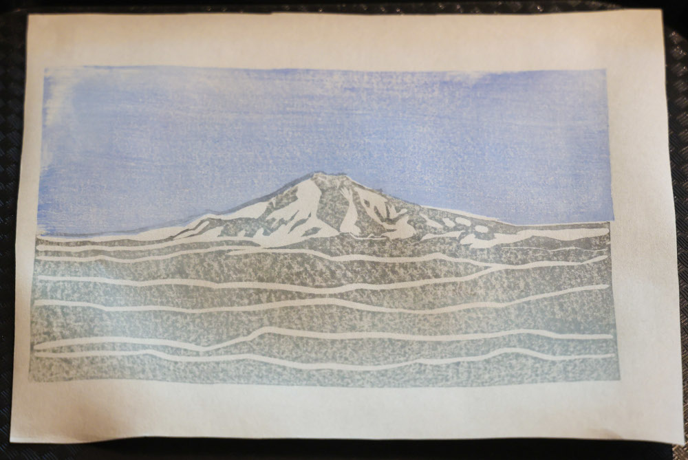 Mokuhanga woodblock print of Mount Hood.